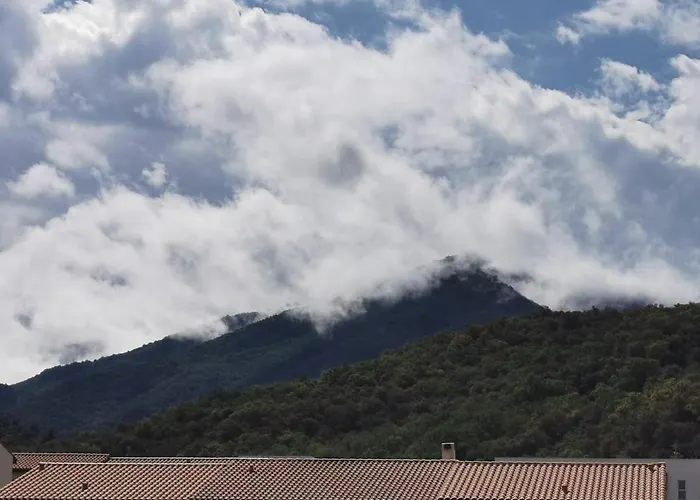 Proche Des Plages De L' Espagne Et Montagnes * Le Boulou